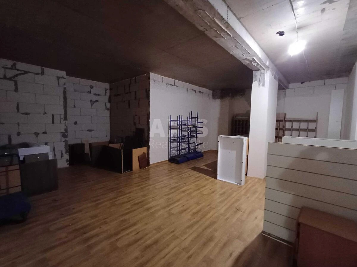 Объект торговли ул. Светлицкого 35, 57м263104