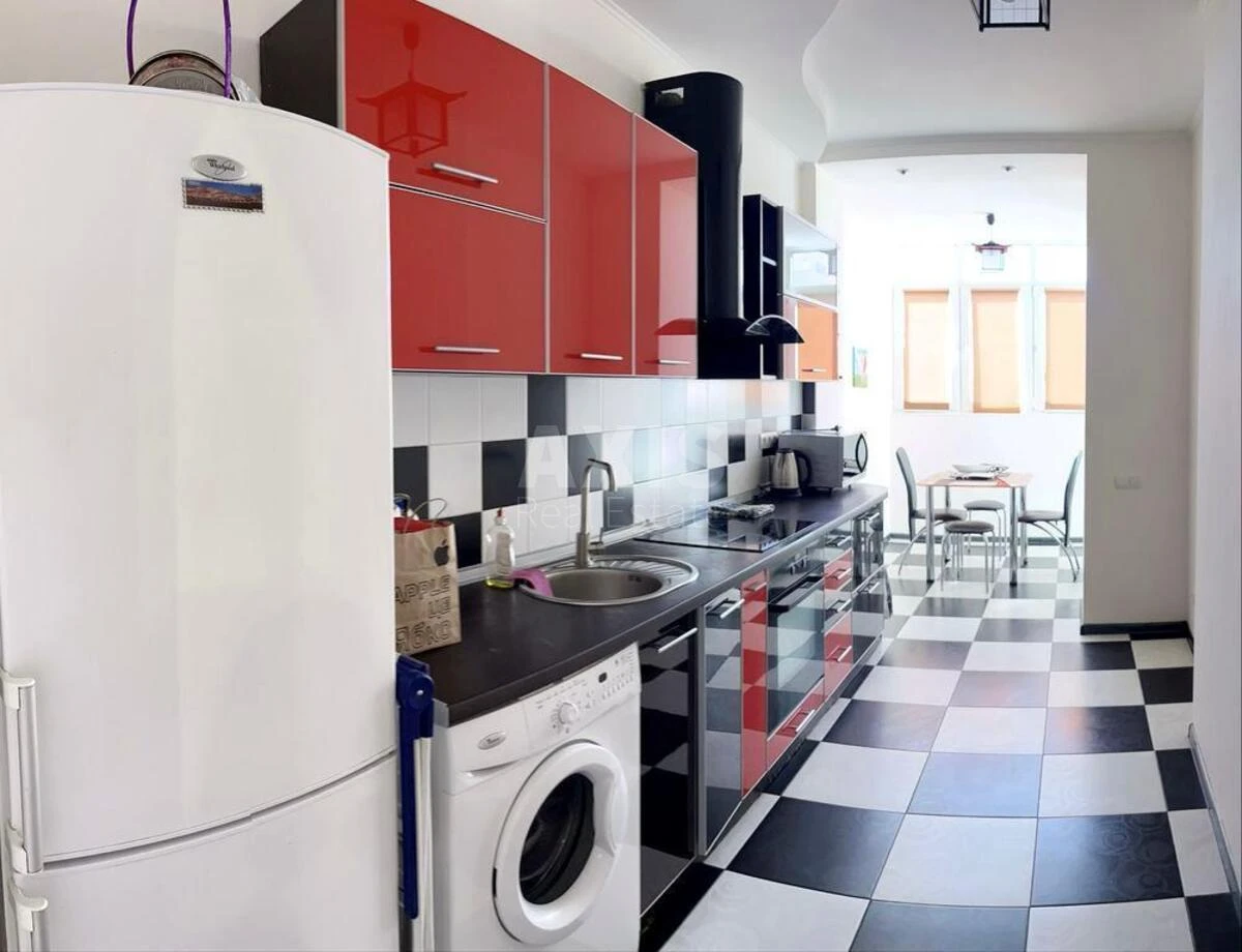 1k apartment vul. Petra Kalnyshevs'kogo 763271