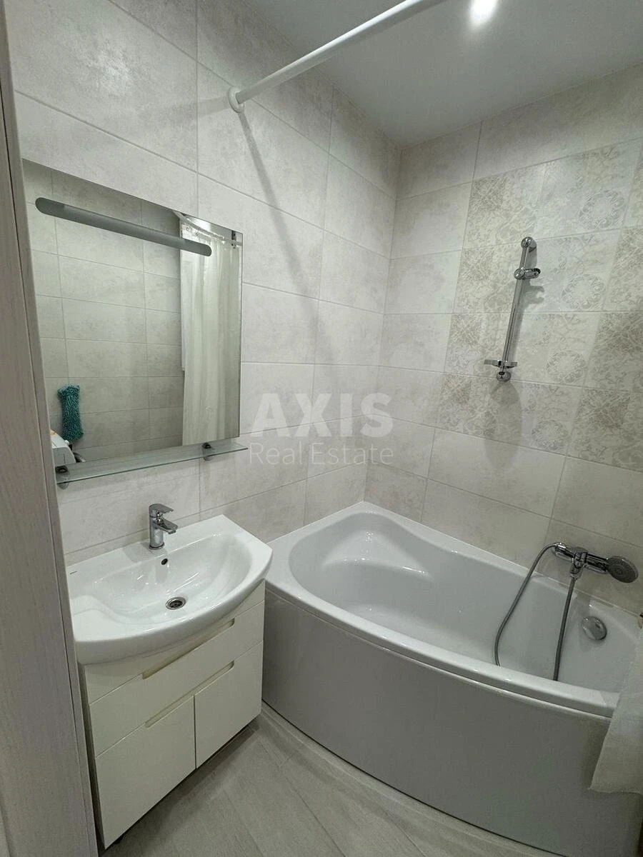 1k apartment vul. Kamianska 1286703510