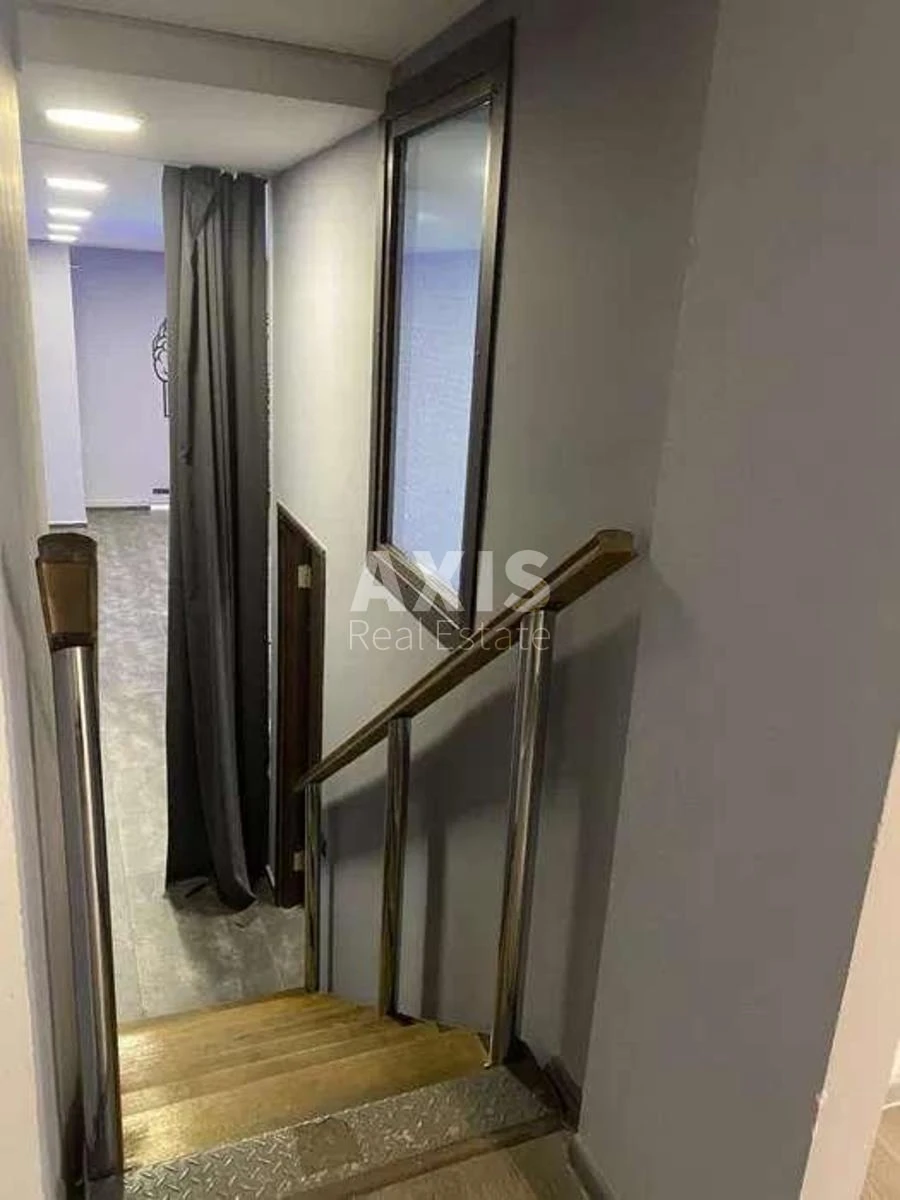 Office vul. Bogomol'cja Akademika 5, 125m2249132