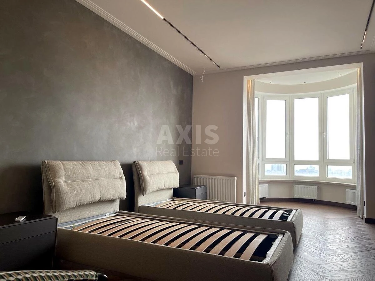 4k apartment vul. Instytuts'ka 18657477