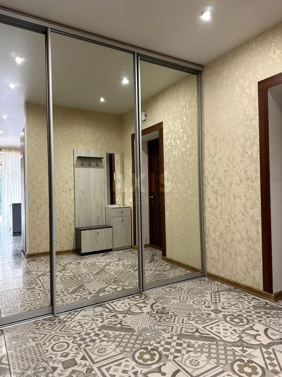 1k apartment vul. Zamkovec'ka 946580216