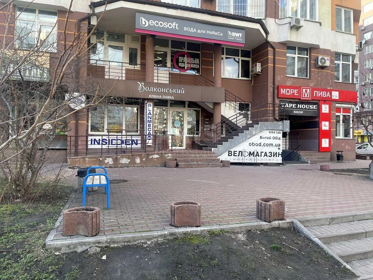 Office vul. Ahmatovoi' Anny 32/18, 80m2