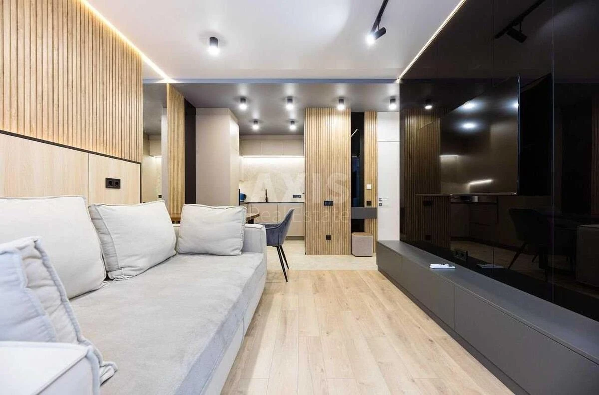 1k apartment vul. Saljutna 2Б662762