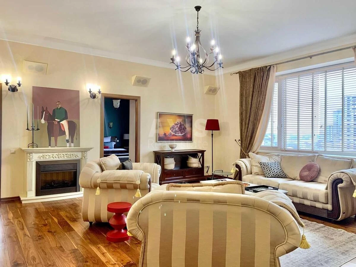 3k apartment vul. Jaroslaviv Val 15А693155