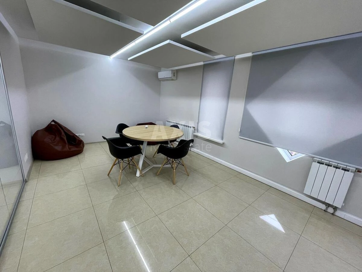 Офис ул. Коперника 11, 350м2679005