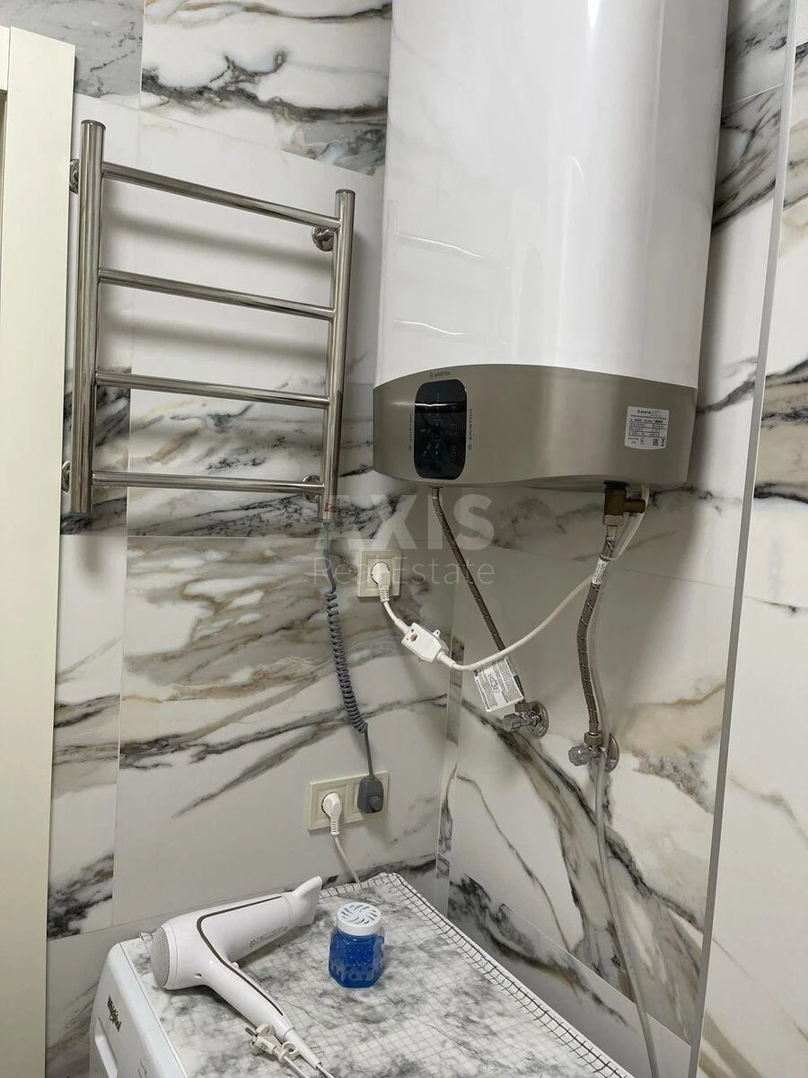 1k apartment vul. Yulia Zdanovska 34Б697026