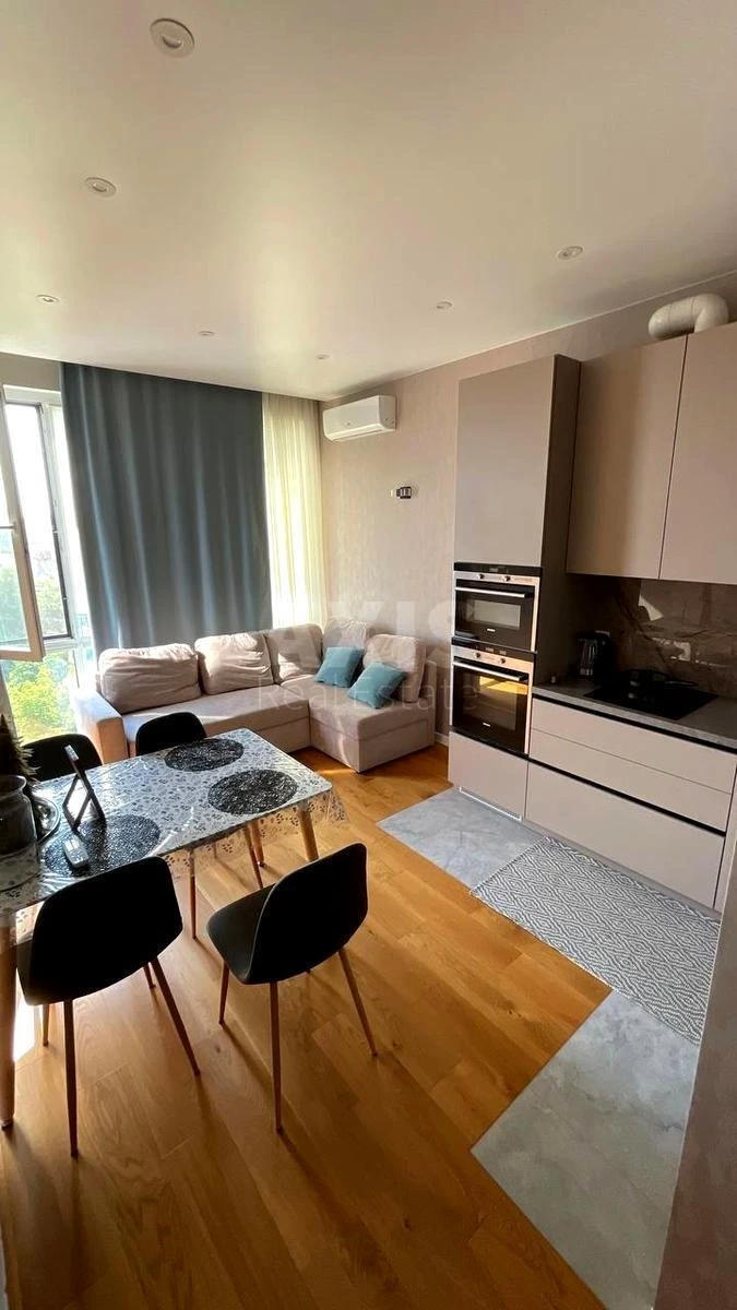 1k apartment vul. Bul'varno-Kudrjavs'ka 17В701851
