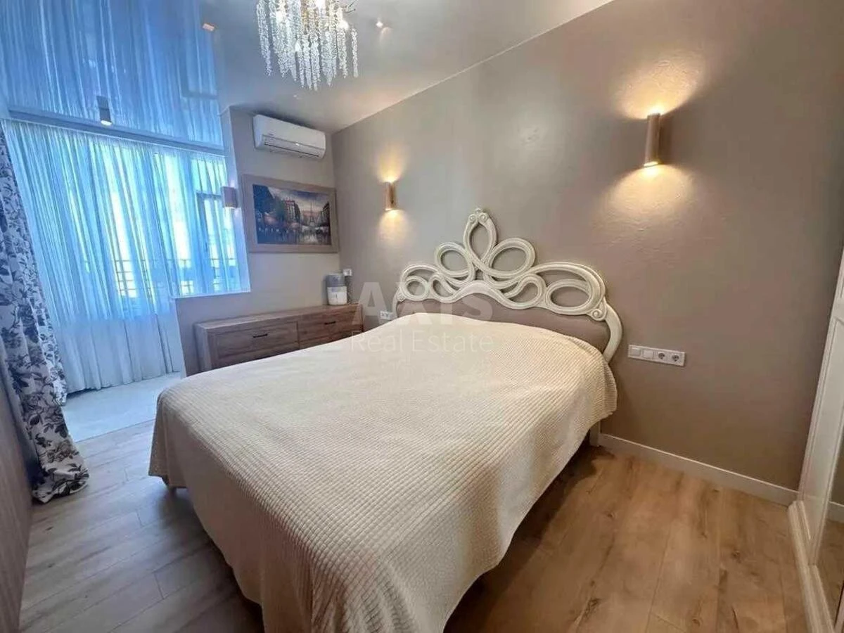 1k apartment vul. Lypkivs'kogo Vasylja Mytropolyta 37Б700559