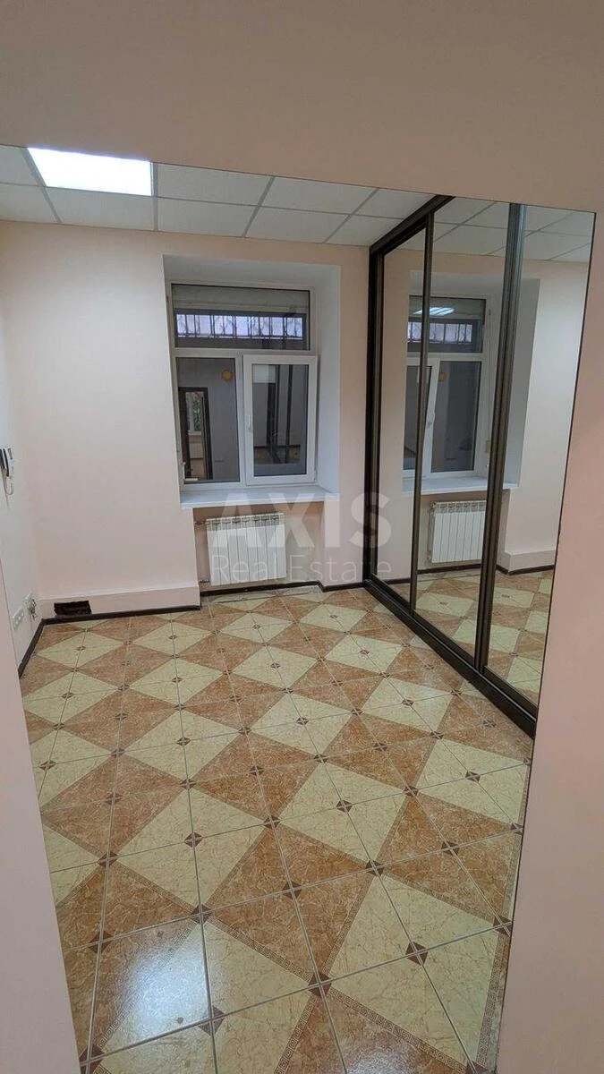 Office vul. Andriya Verkhohlyada 18, 60m2669524