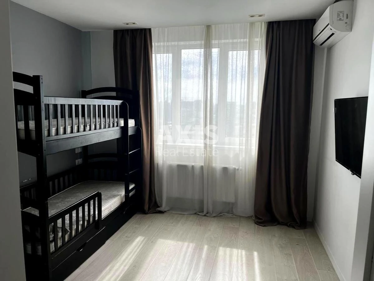 3k apartment vul. Mel'nykova fifty-one B677164