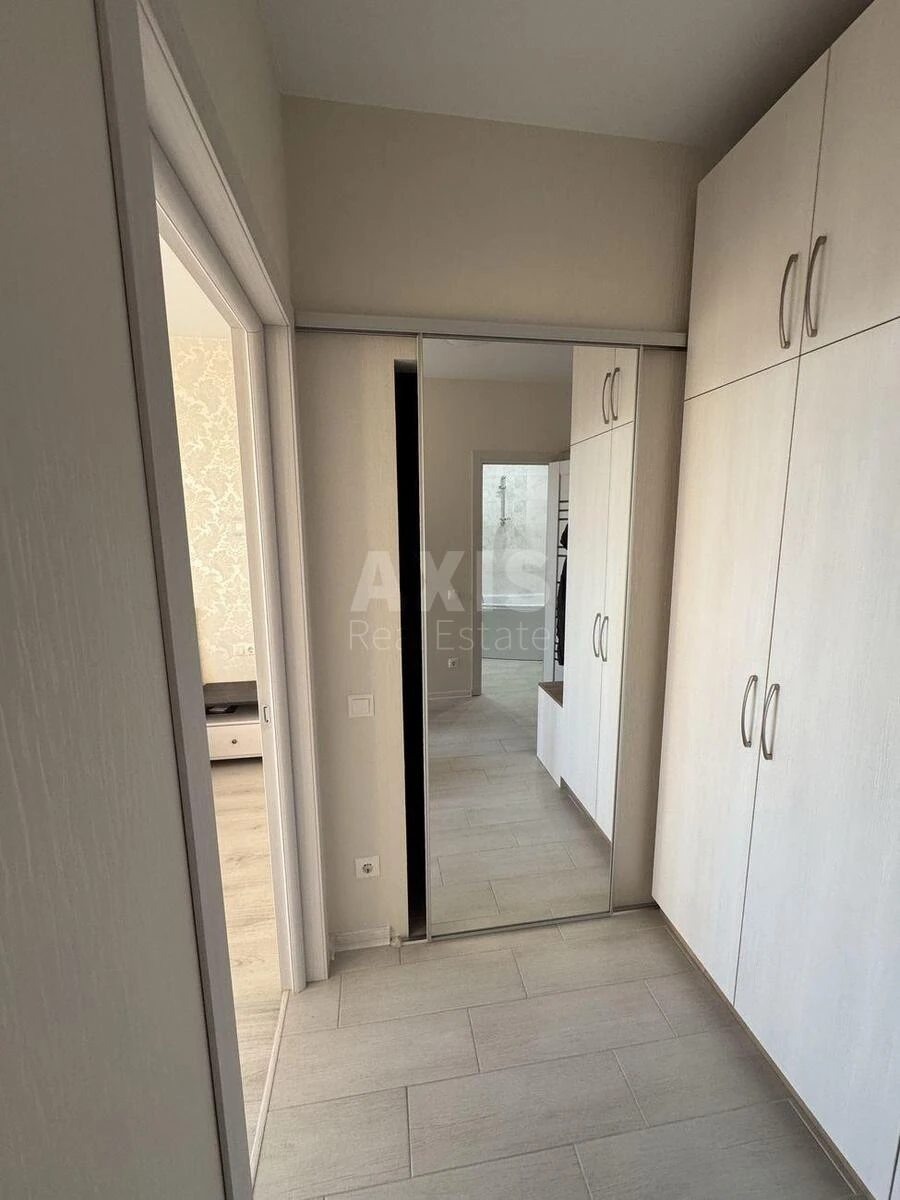 1k apartment vul. Kamianska 1286703511
