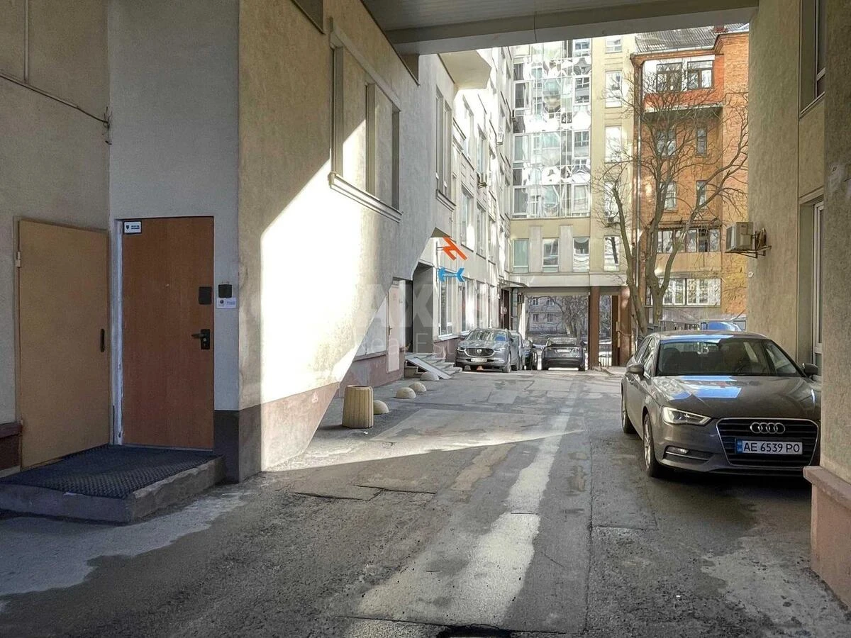 Офис ул. Сечевых Стрельцов 52А, 250м2675831