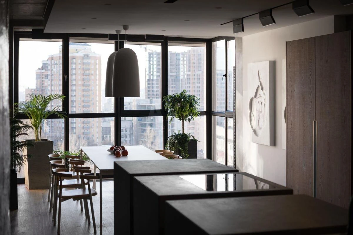 4k apartment vul. Dilova 1/2604734