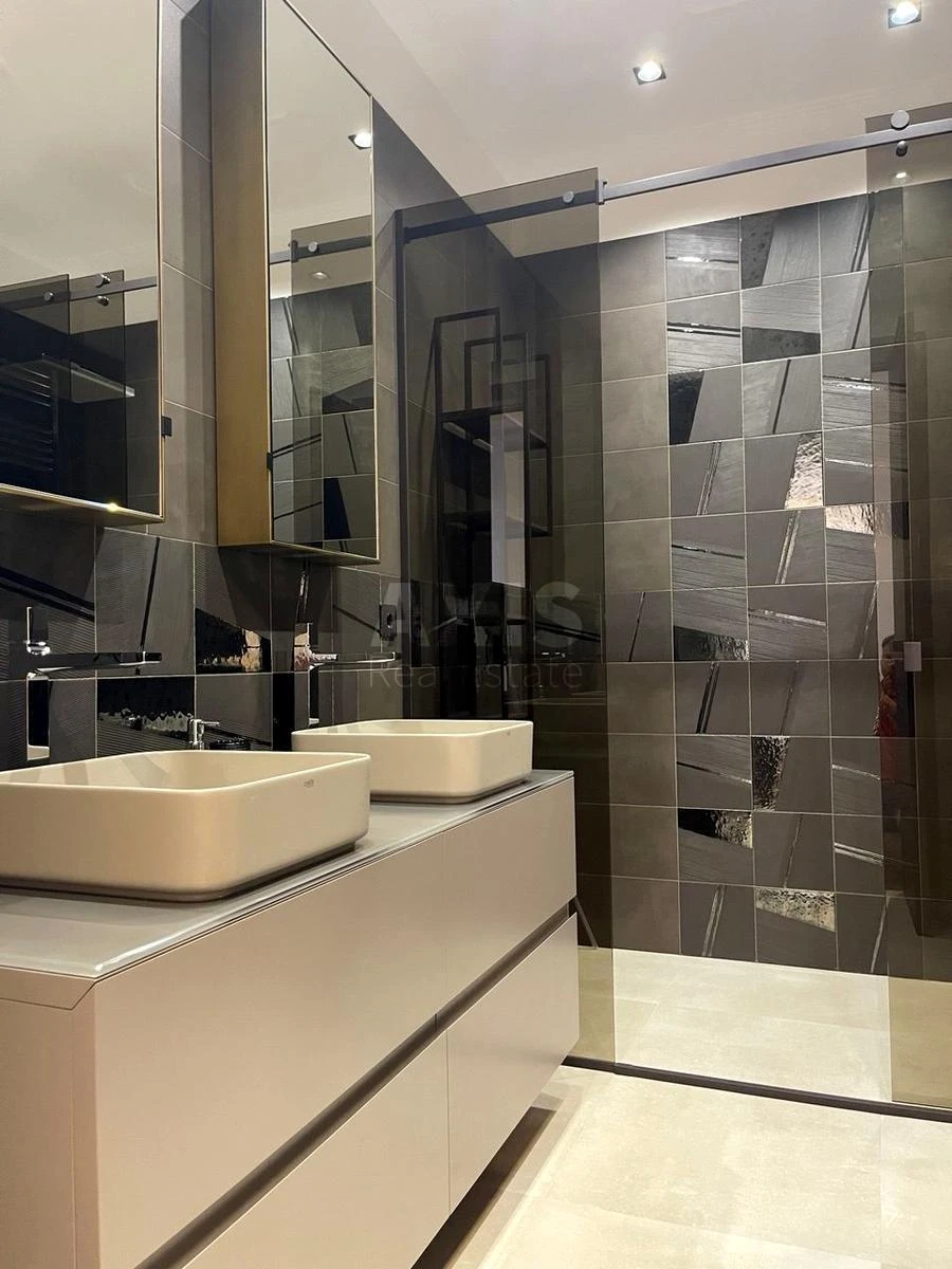 4k apartment vul. Instytuts'ka 186574711