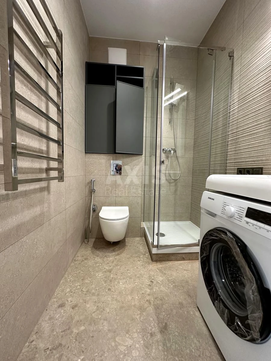 3k apartment vul. Antonovycha 118/9689763