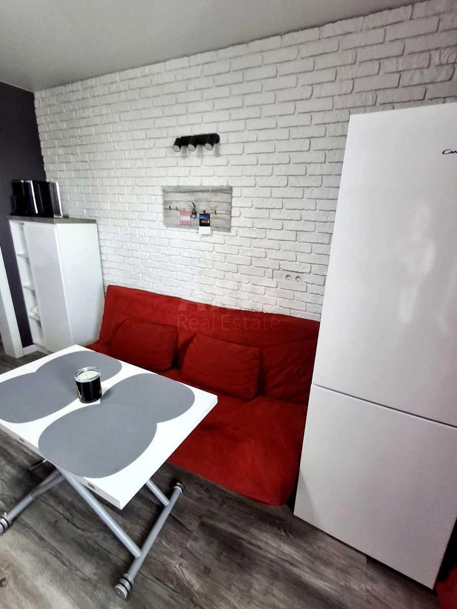 2k apartment vul. Doncja Myhajla 2Б705431