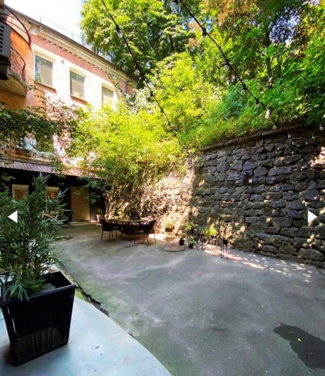 Объект торговли ул. Бассейная 21Б, 600м2646390