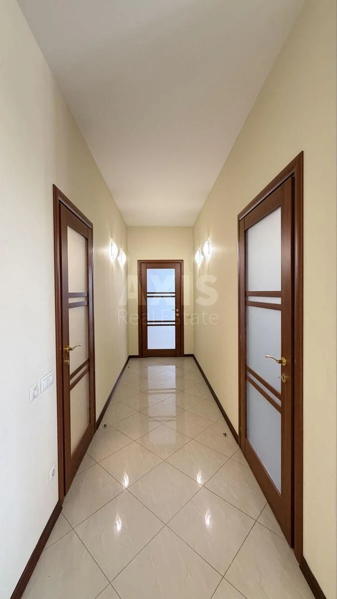 3к квартира ул. Евгения Коновальца 32Б7074714