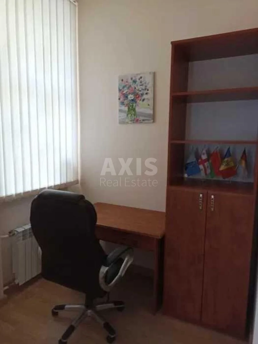 Офис ул. Хмельницкого Богдана 46, 85м2647567