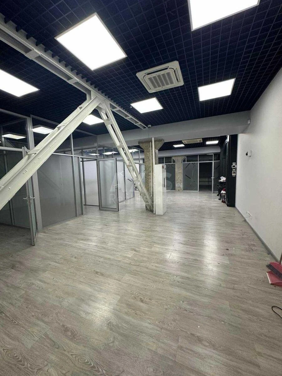 Office vul. Verhnij Val 2, 200m2656772
