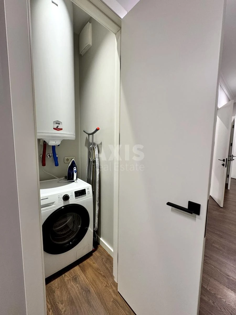 4k apartment vul. Strutyns'kogo Sergija 2657917