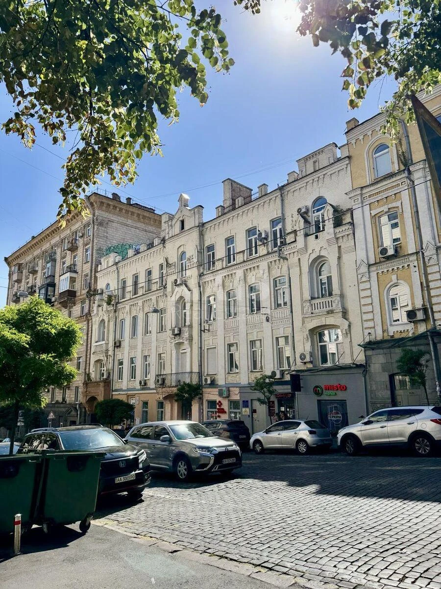 Офис район Прорезная ул., Шевченковский 11, 318м27046011