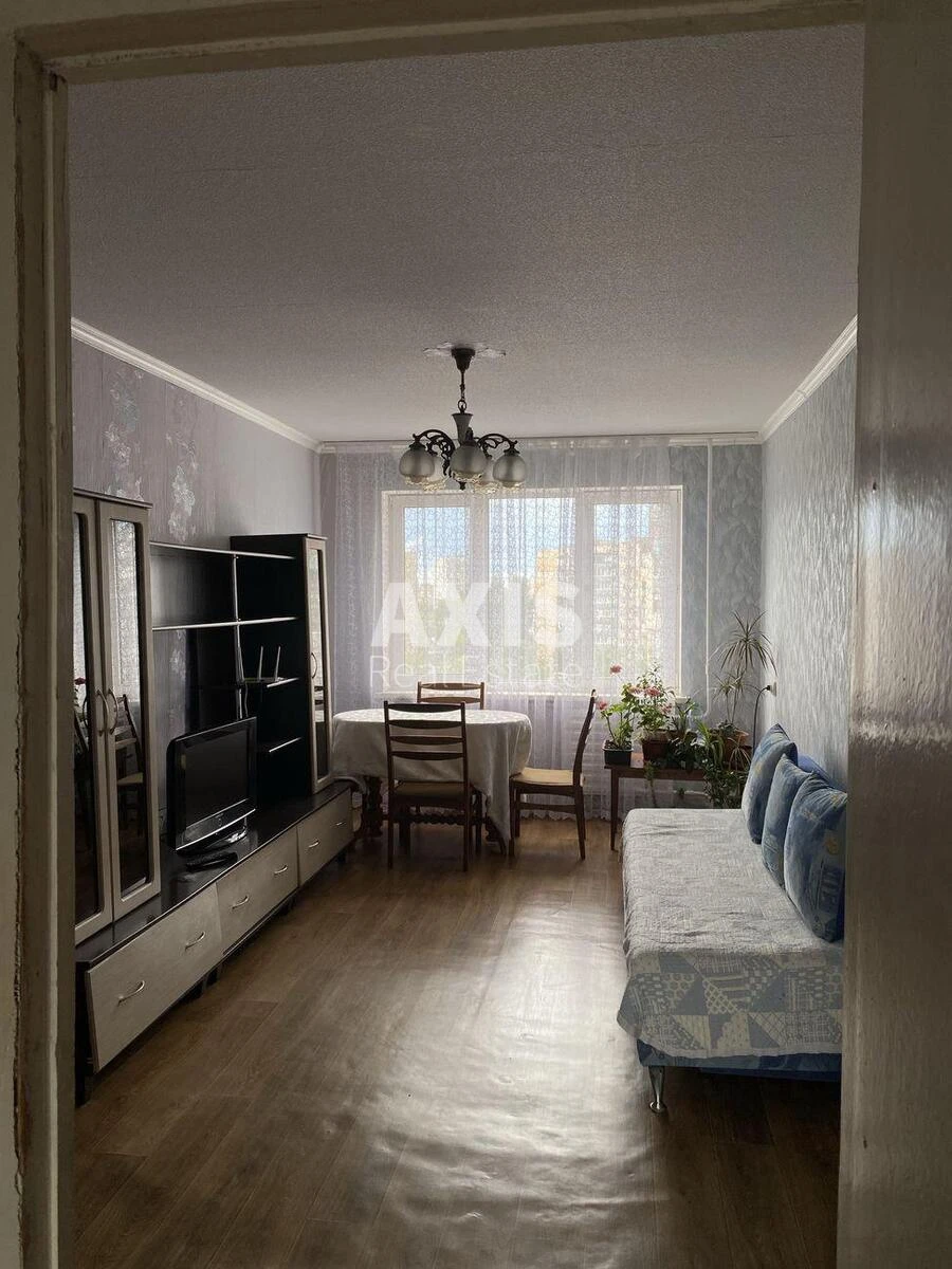 3k apartment vul. Pryrichna 5553213