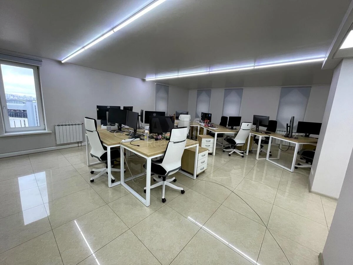 Office vul. Kopernyka 11, 350m2679006