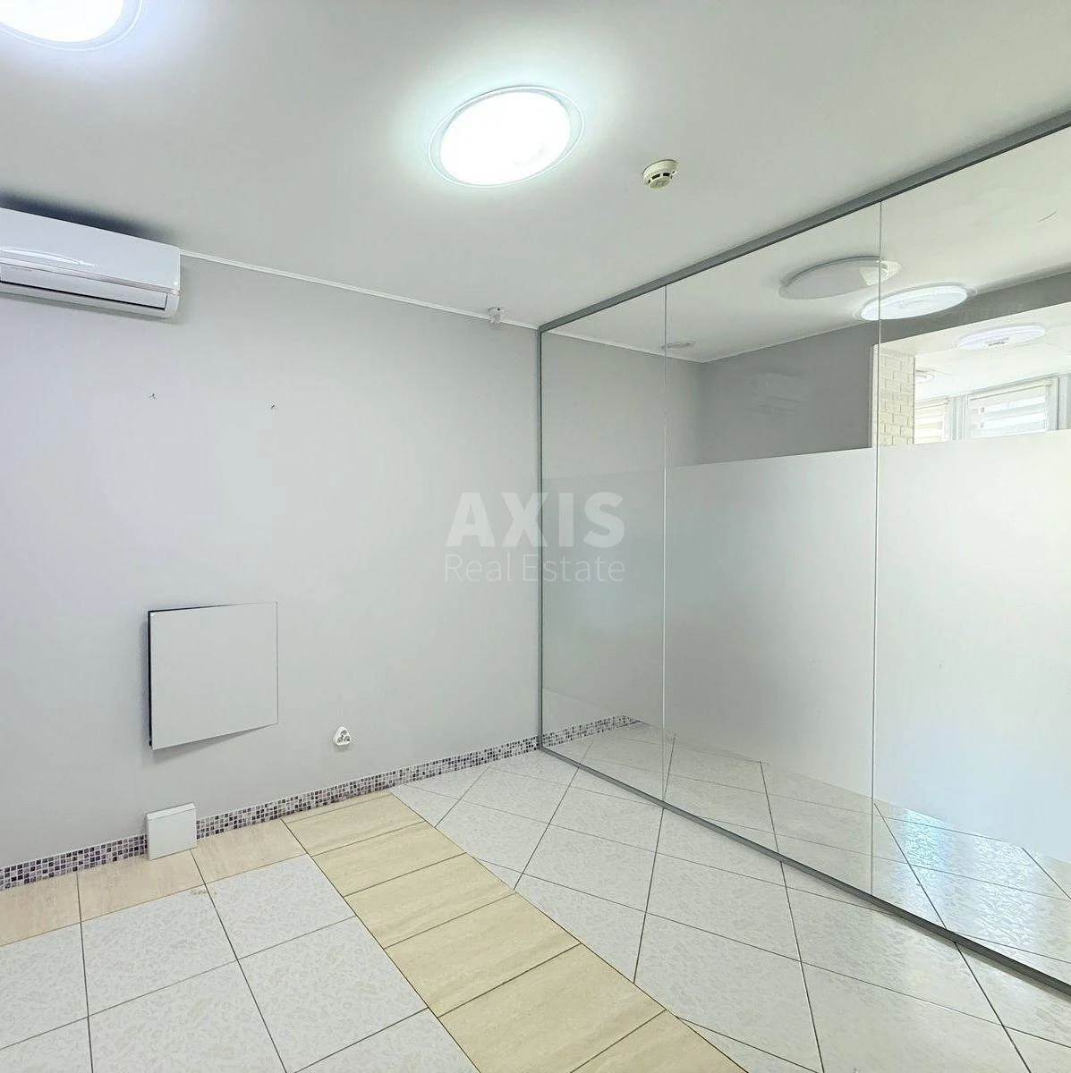 Trade object pr-t Volodimira Іvasyuka 4, 212m2617066