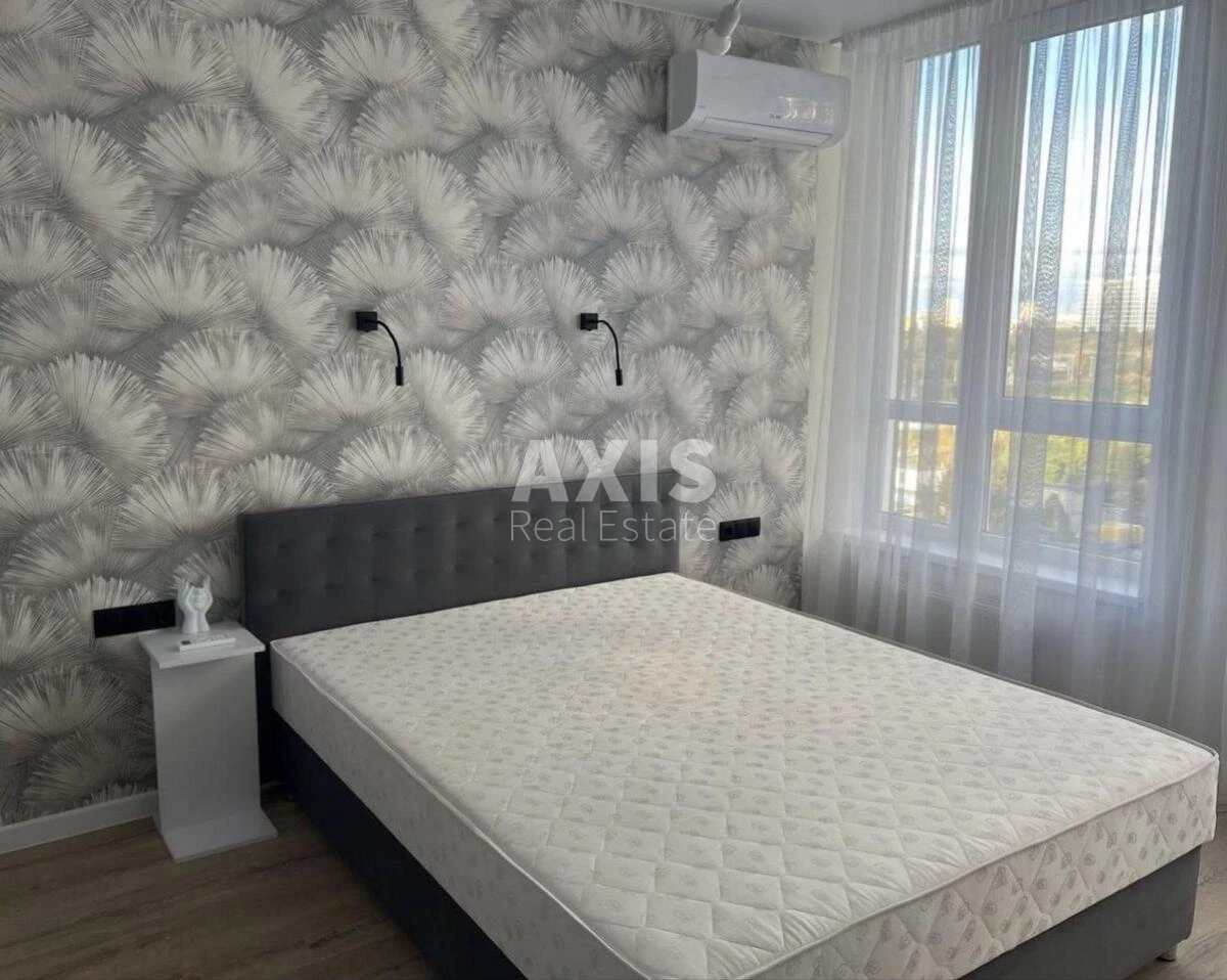 2к квартира ул. Глеба Бабича 8Г676311