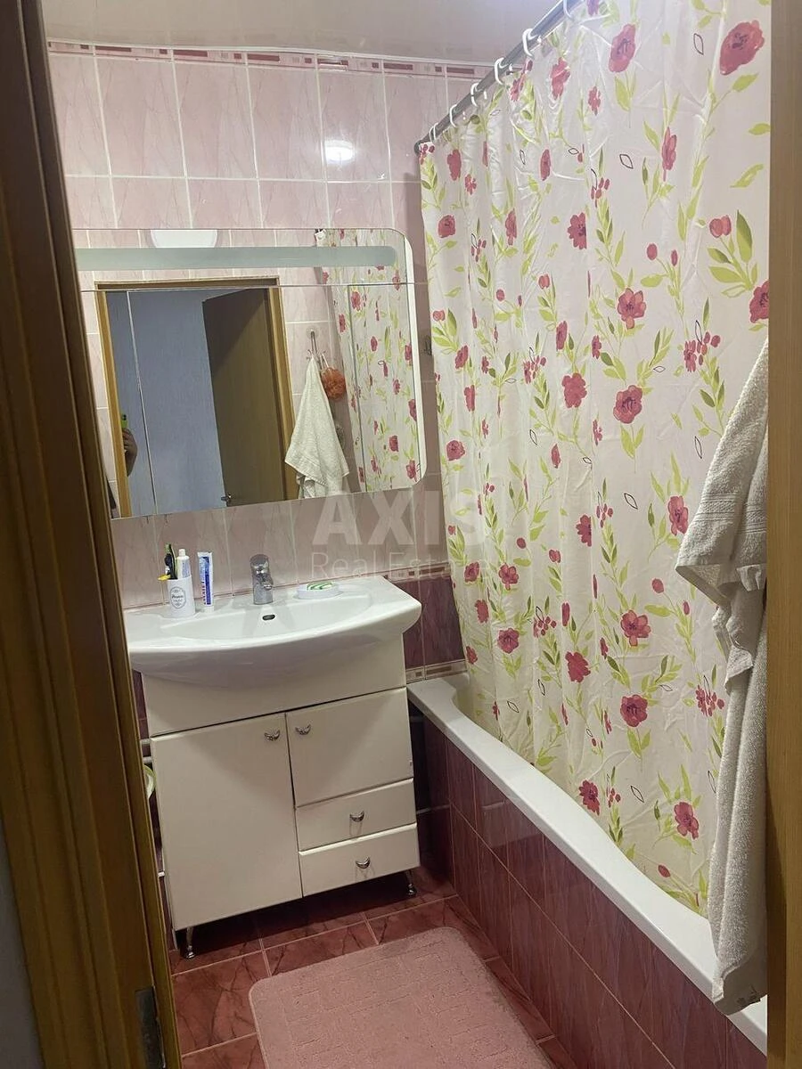 4к квартира ул. Олевская 3А711505