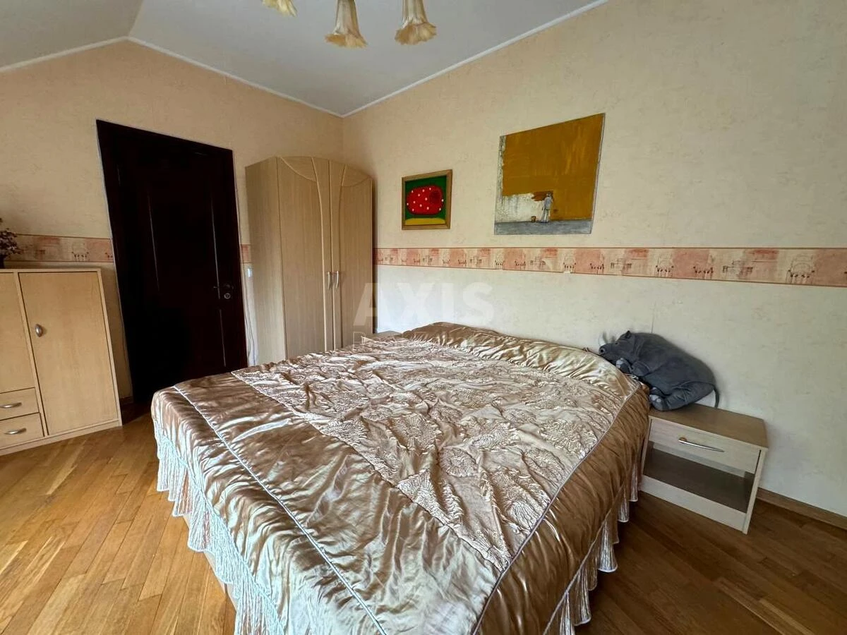 Дoм ул. Богатырская, 200м2, город Киев6551819