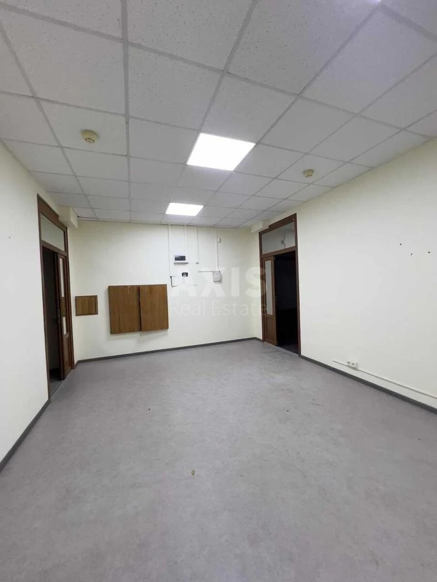 Office vul. Kudrjavs'ka 13/19, 165m2717032
