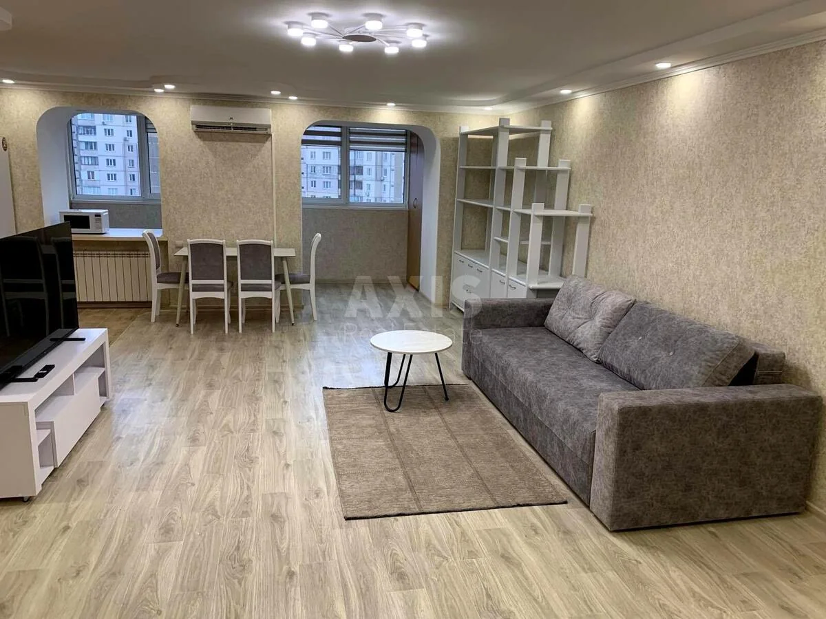 2к квартира вул. Княжий Затон 14В