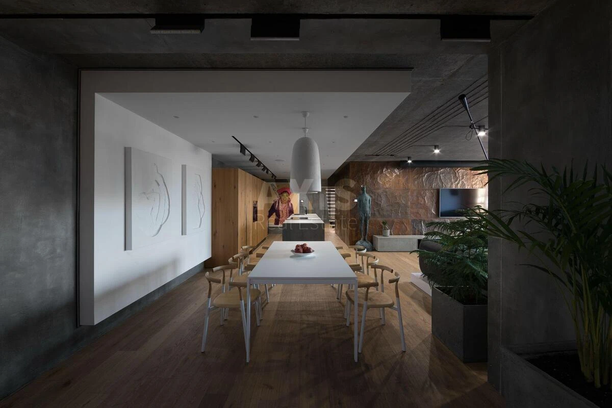 4k apartment vul. Dilova 1/2604732