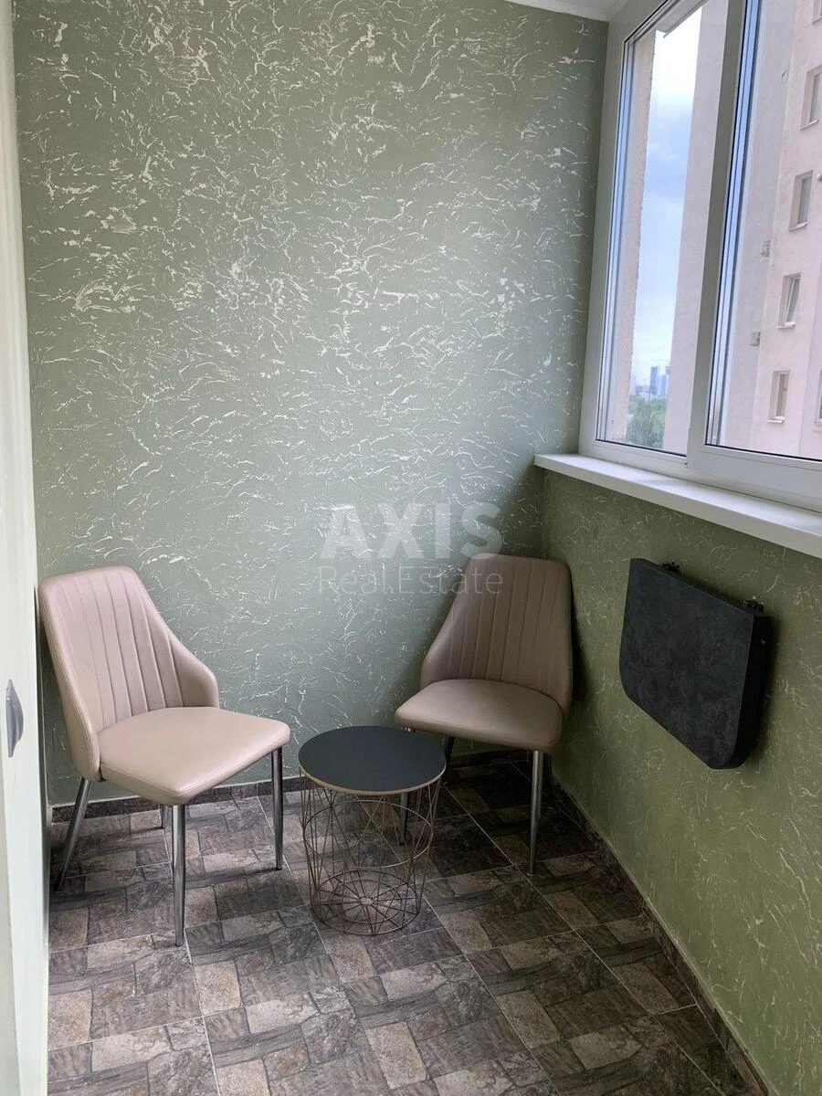 2k apartment vul. Myhajla Maksymovycha 3Д718775
