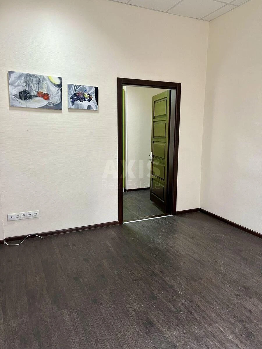 Office vul. Velyka Vasyl'kivs'ka 17Б, 55m2672224