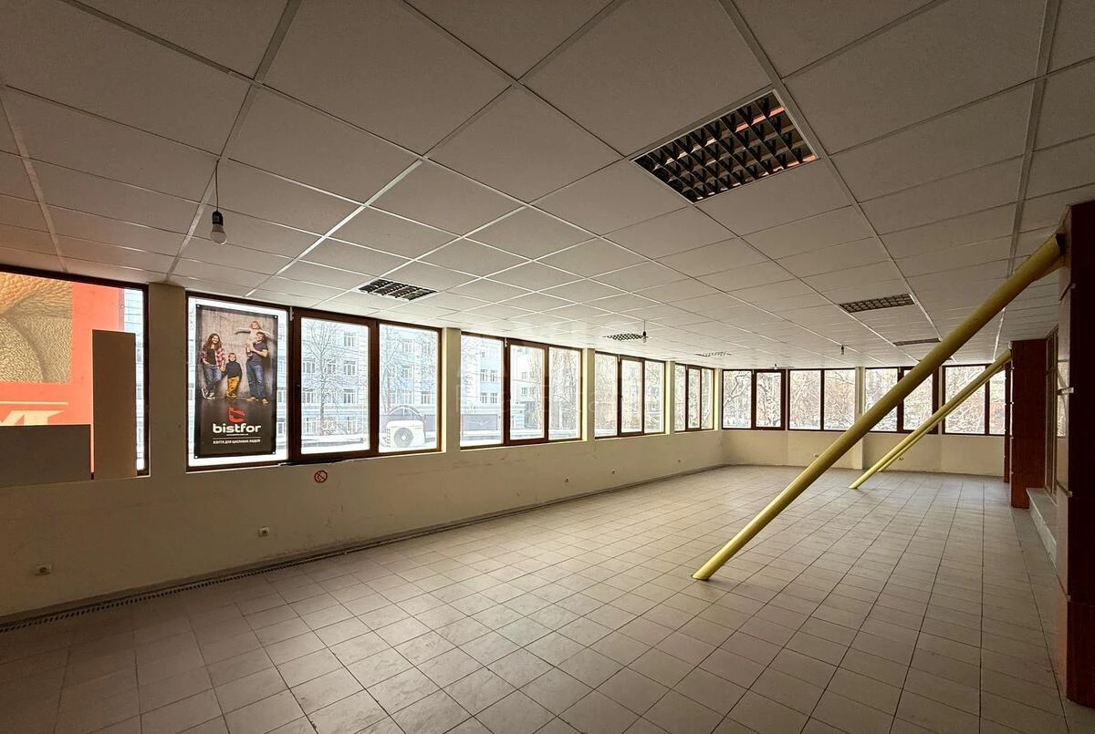 Trade object vul. Politehnichna 1/3, 500m2677453