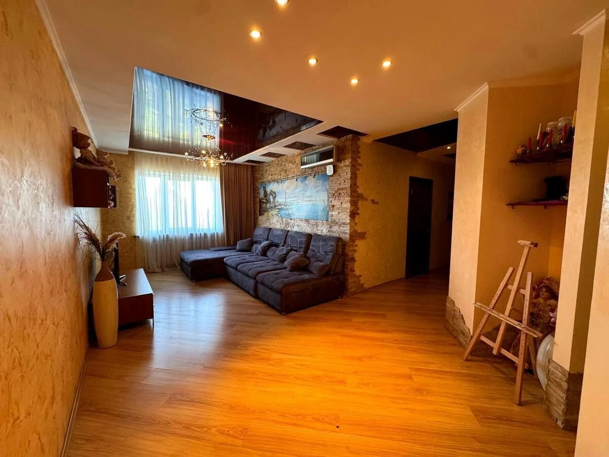 4k apartment vul. Dragomanova 31610107