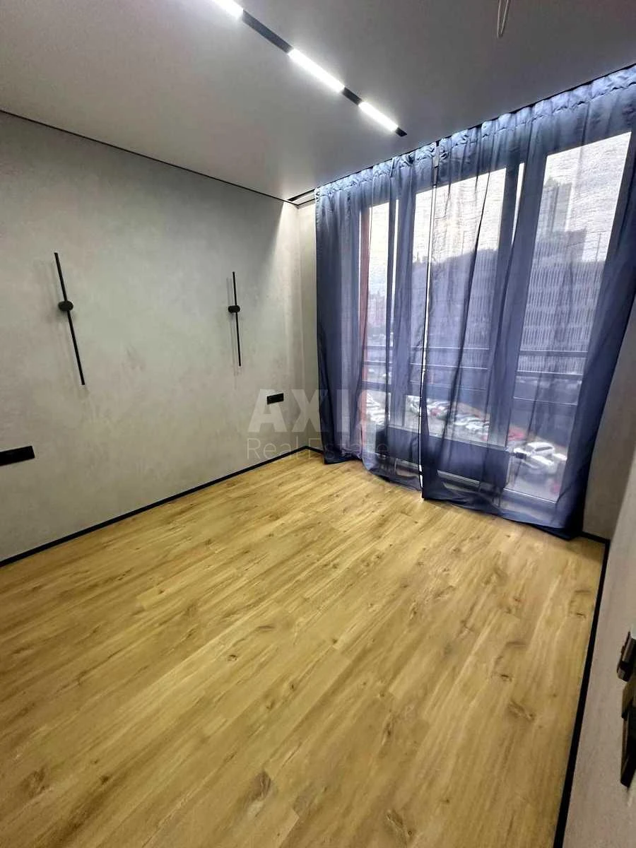 Office nab. Dniprovs'ka 18А, 65m2708605