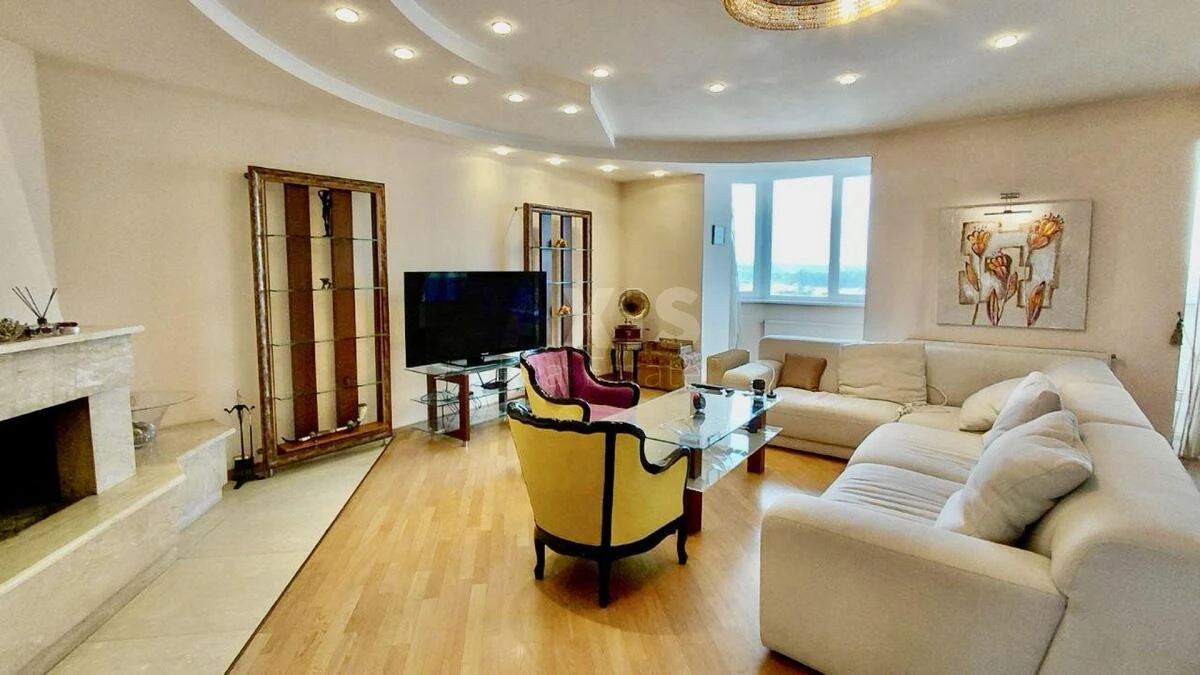 3k apartment vul. Bogatyrs'ka 18А6677022
