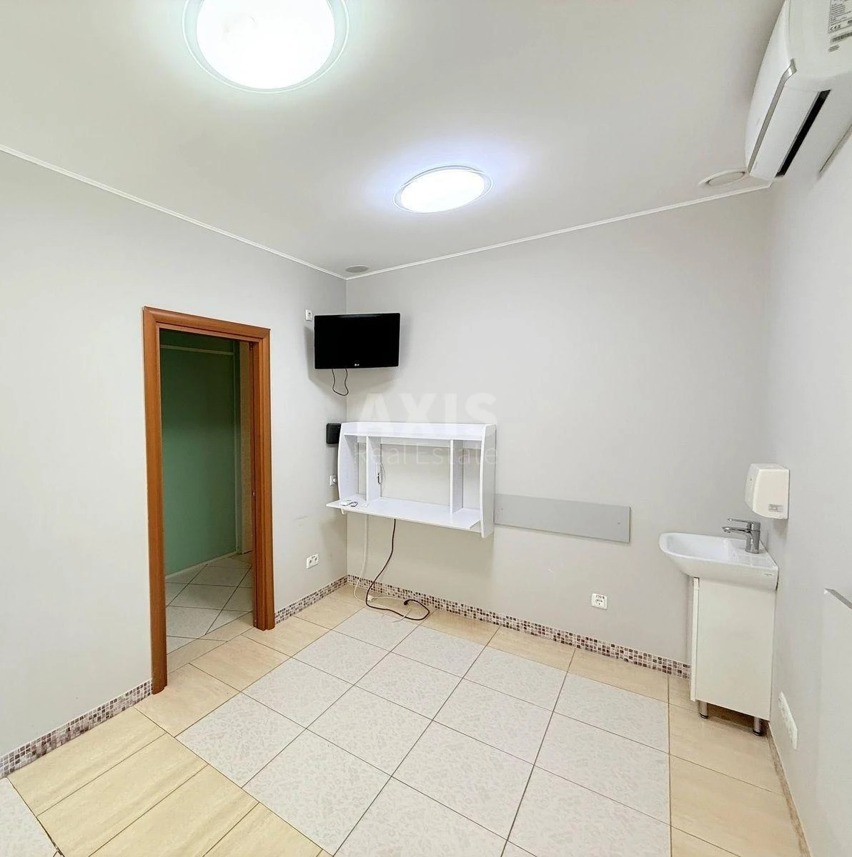 Объект торговли пр-т Владимира Ивасюка 4, 212м2617067