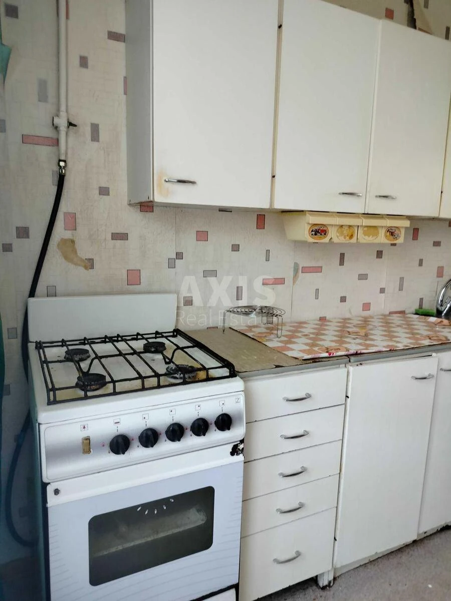 1k apartment vul. Rajduzhna 6481700