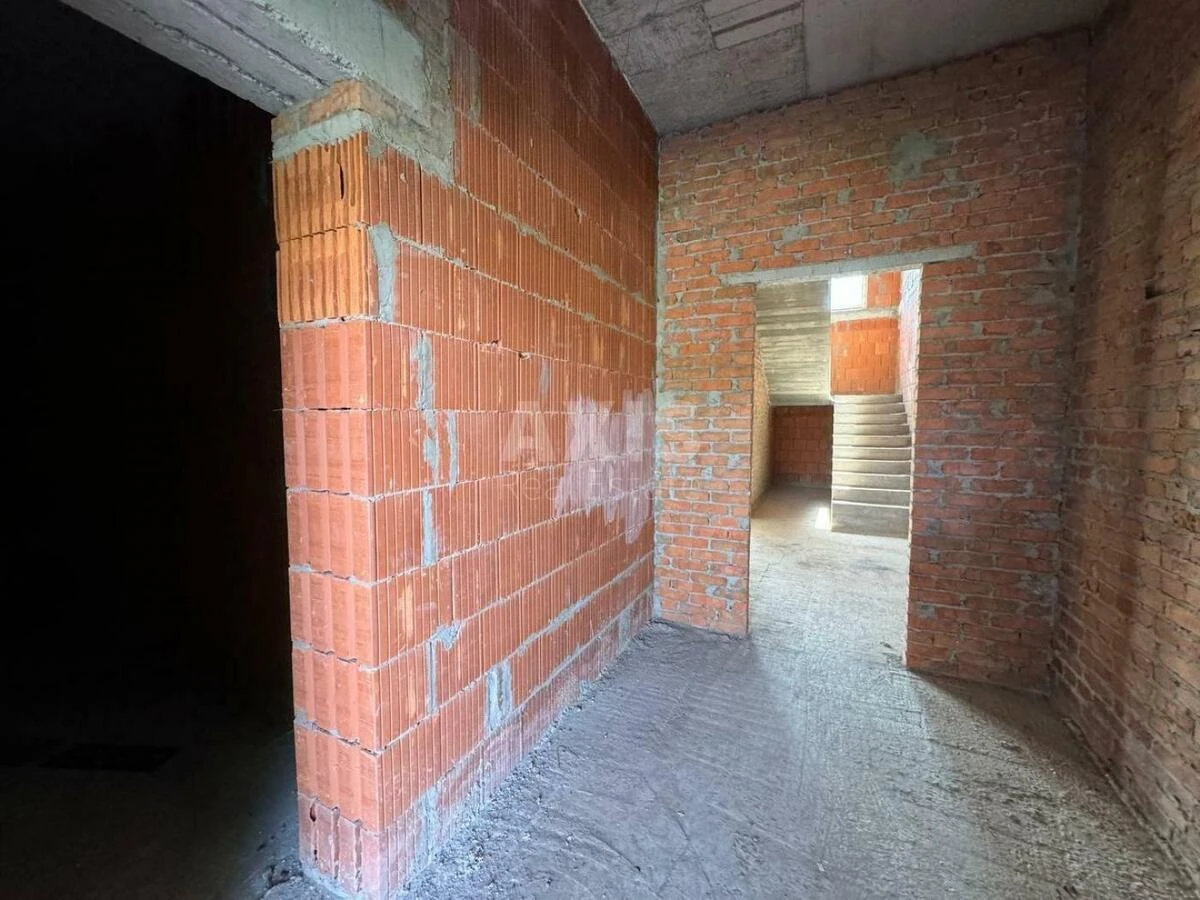 Дoм ул. Центральная, 258м2, город Киев5794611