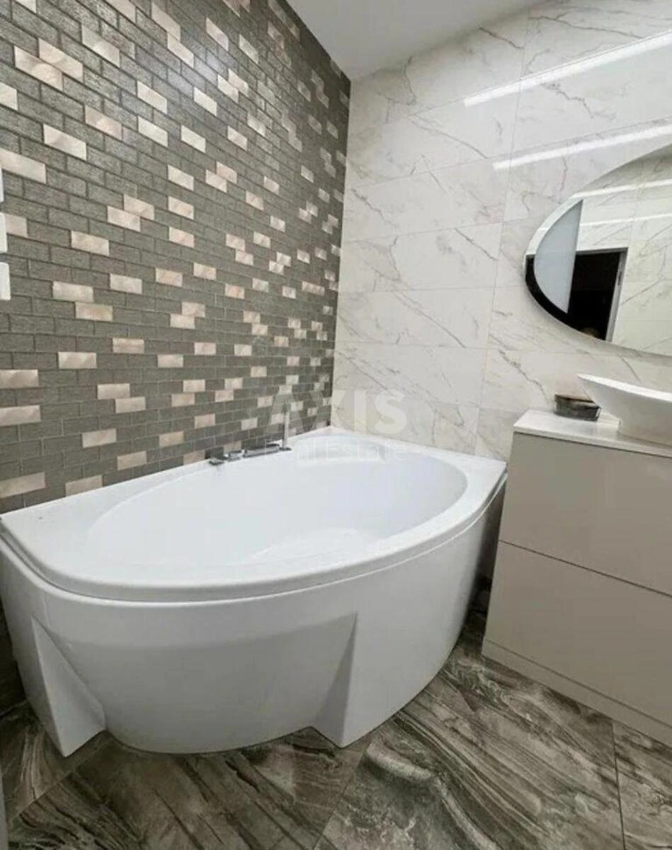 1k apartment nab. Dniprovs'ka 18Б687692