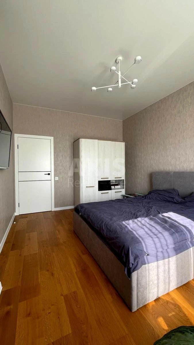 1k apartment vul. Bul'varno-Kudrjavs'ka 17В701853