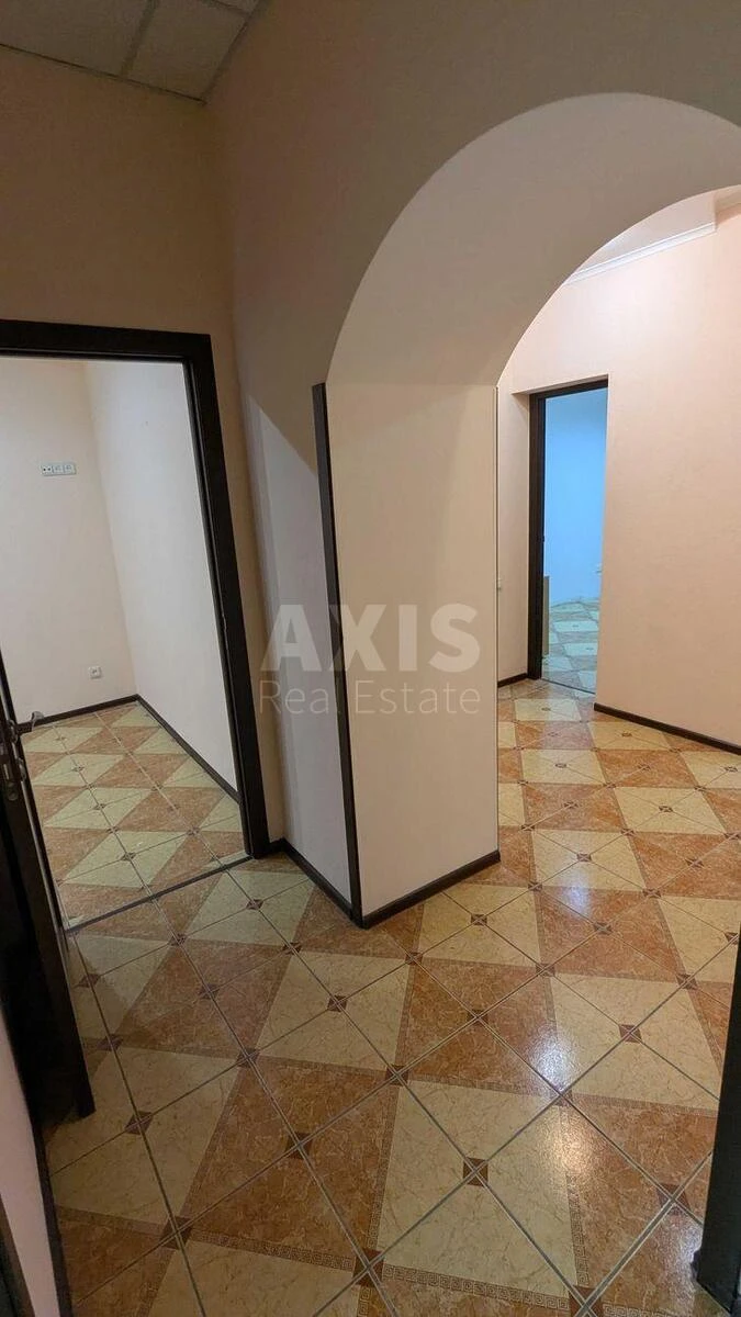 Office vul. Andriya Verkhohlyada 18, 60m2669526