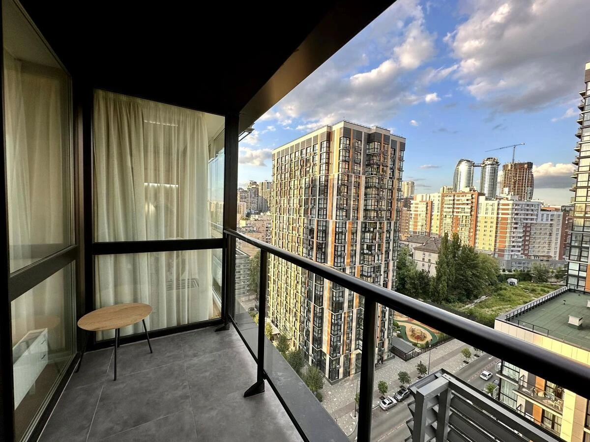 2к квартира ул. Предславинская 44688264