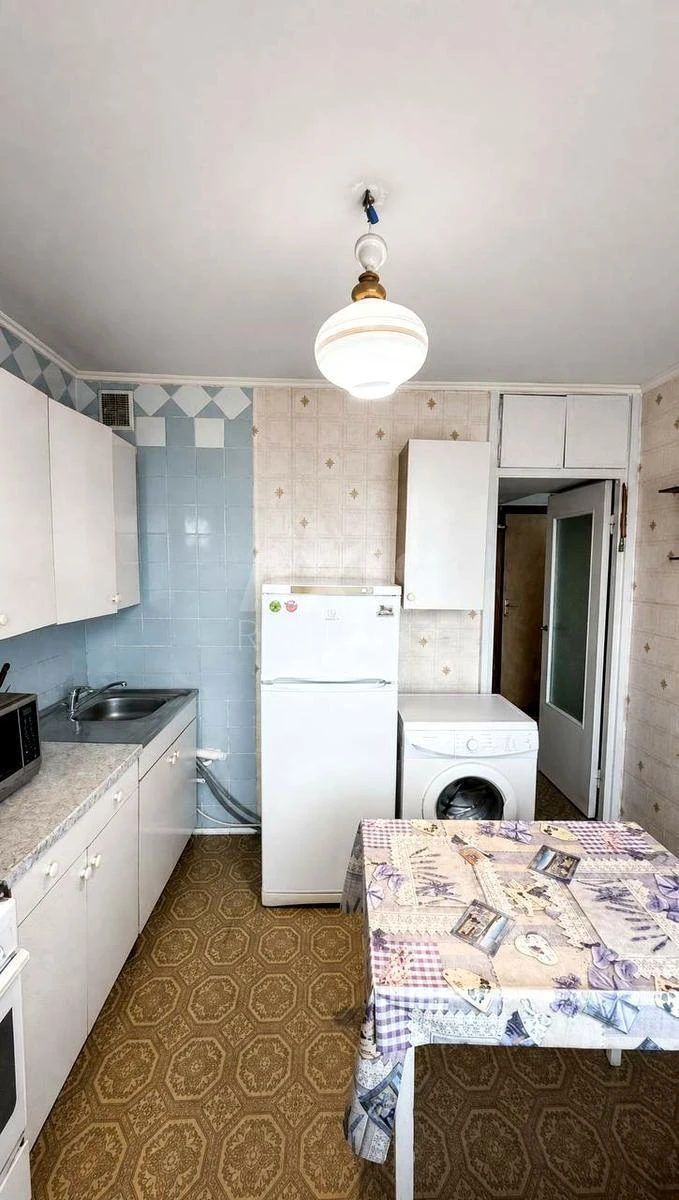 2к квартира пр-т Голосеевский 21703421